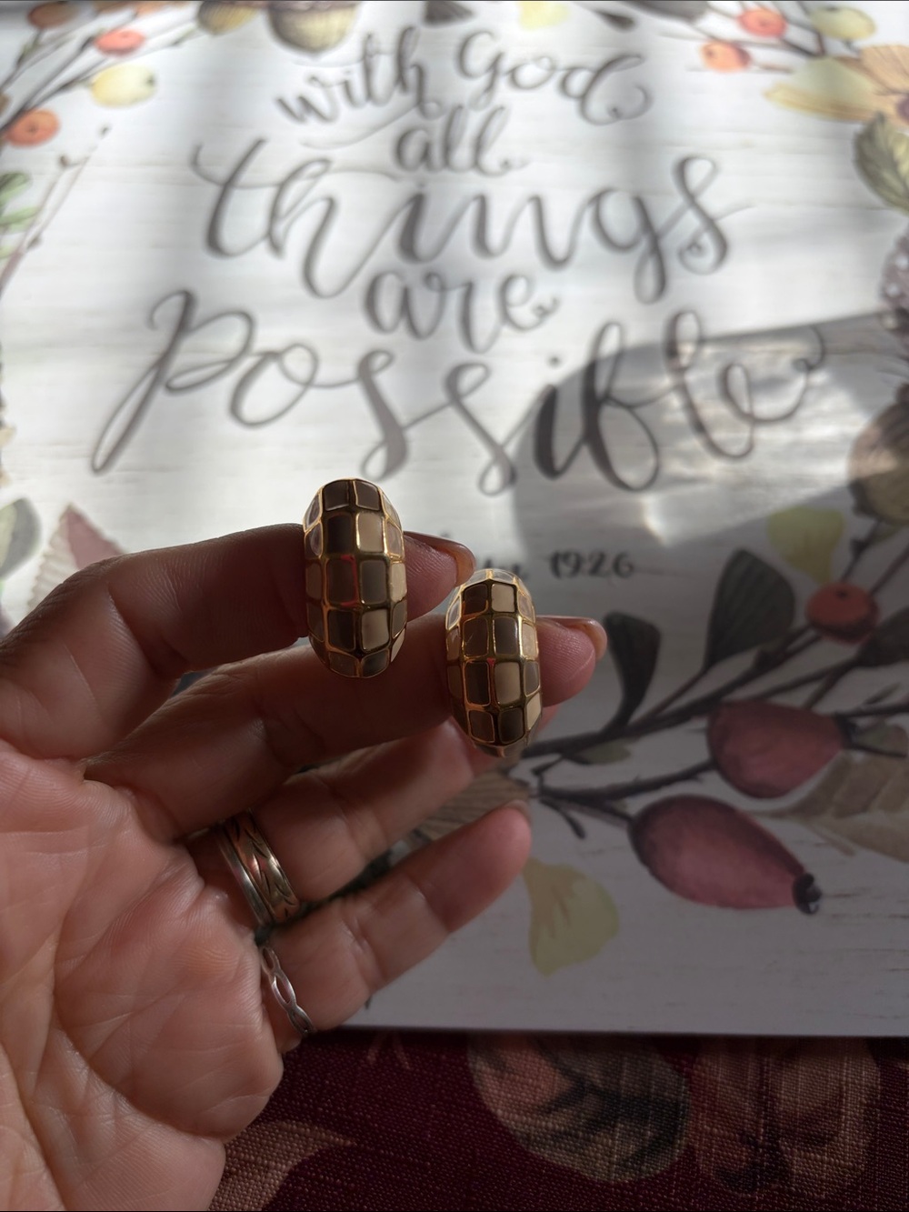 Vintage Gold Tone Grid Clip-On Earrings - Beige Accents